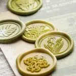 Flower Wax Seal Stamp – Vintage Brass Embossed Badge - Image 4